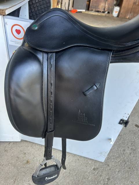 Sella da dressage Prestige Italia  17" - 2016