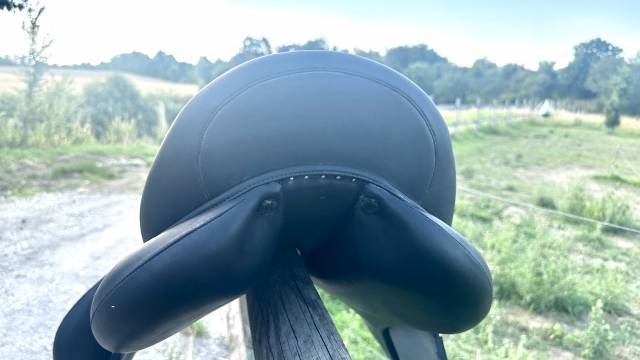 Sella da dressage Devoucoux  17.5" - 2024