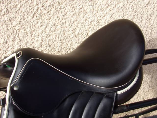Sella da dressage Devoucoux  17" - 2014
