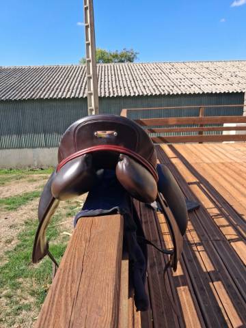 Sella da dressage Zaldi  17" - 2019