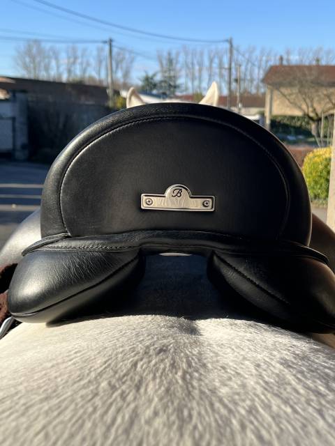 Sella da dressage Bates  17.5" - 2024