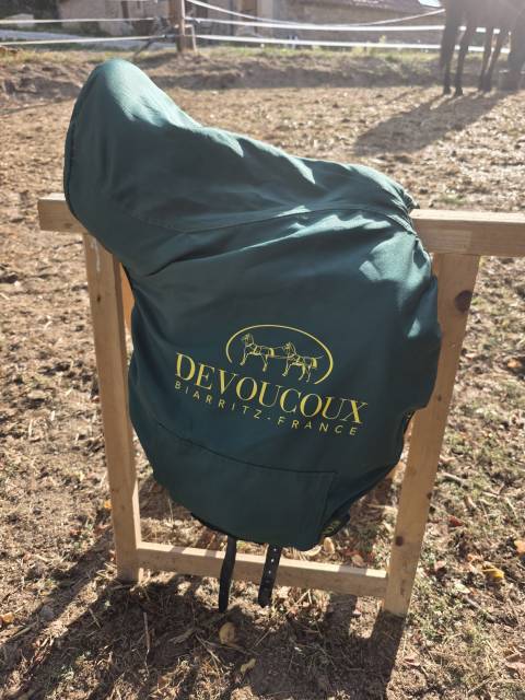 Sella da dressage Devoucoux  17.5" - 2016