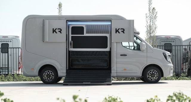Van per Cavalli Krismar HARAS 2026 Nuovo