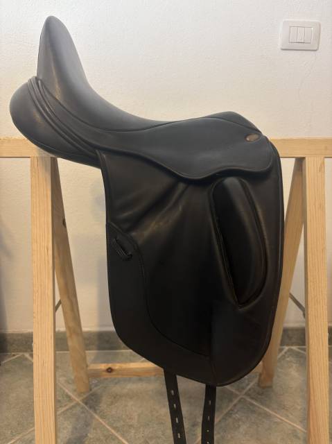 Sella da dressage Fairfax  17" - 2015