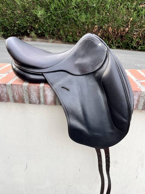 Sella da dressage Macel  17.5" - 2011