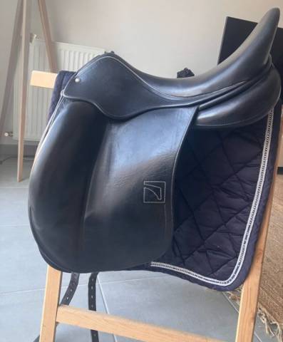 Sella da dressage Childeric  17.5" - 2018