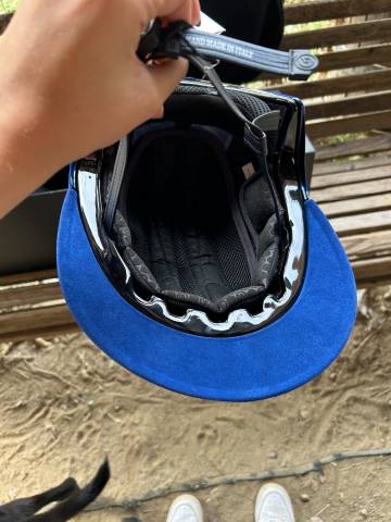 Kep da equitazione nuovo?