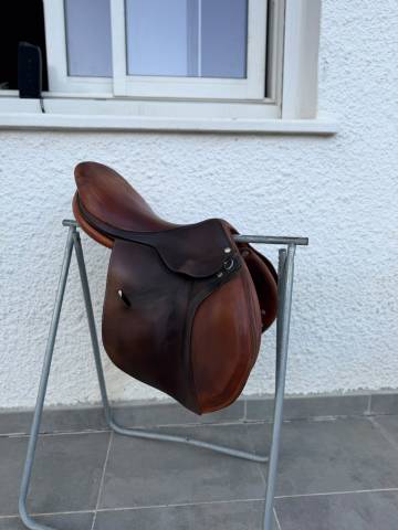 Sella da salto ostacoli Butet  17" - 2000