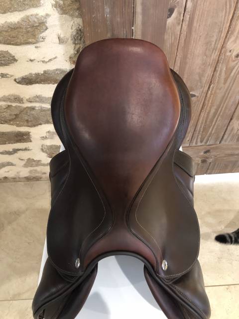 Sella da salto ostacoli CWD  17" - 2020