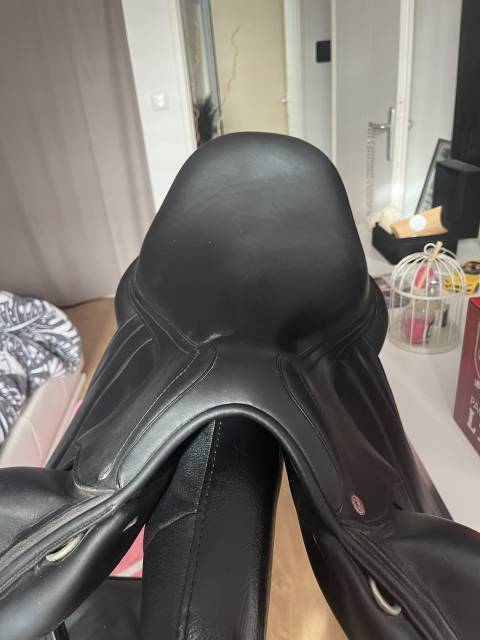 Sella da dressage Antar&egrave;s  18" - 2022
