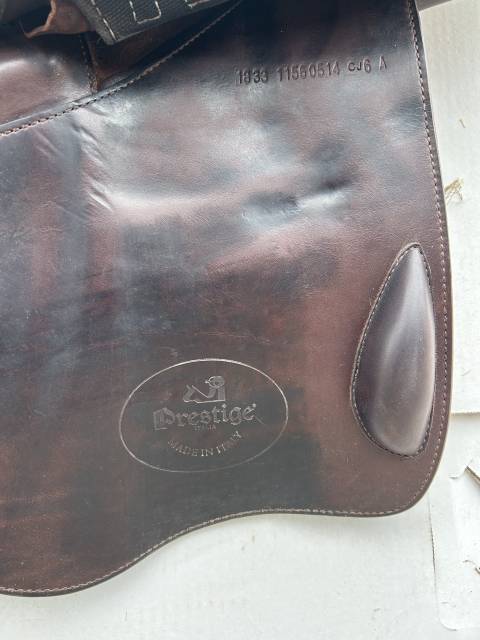 Sella da salto ostacoli Prestige Italia  18" - 2014