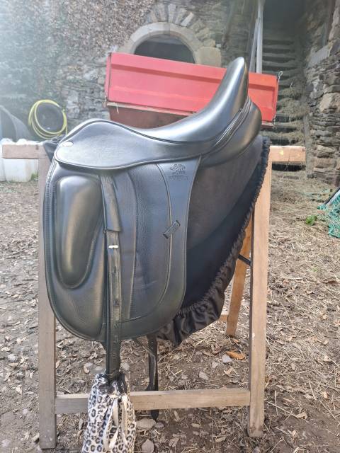 Sella da dressage Fairfax Deluxe low wither 17.5" - 2026