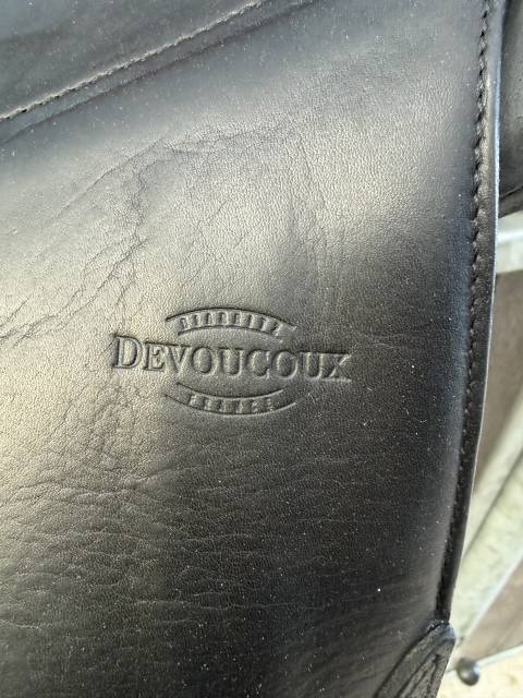 Sella da dressage Devoucoux  17.5" - 2025