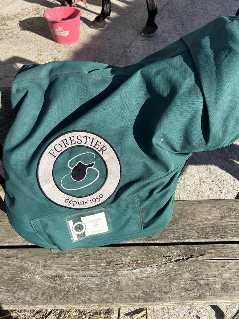 Sella da salto ostacoli Forestier  17.5" - 2024