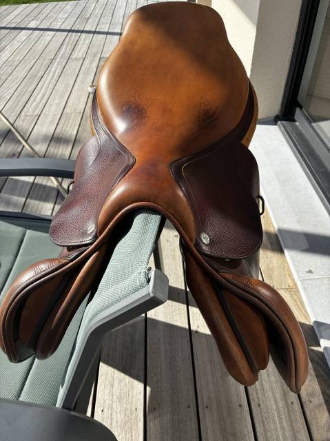 Sella da salto ostacoli CWD  18" - 2019
