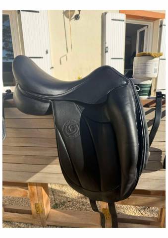 Sella da dressage Forestier  17.5" - 2023
