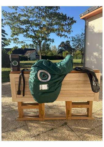 Sella da dressage Forestier  17.5" - 2023