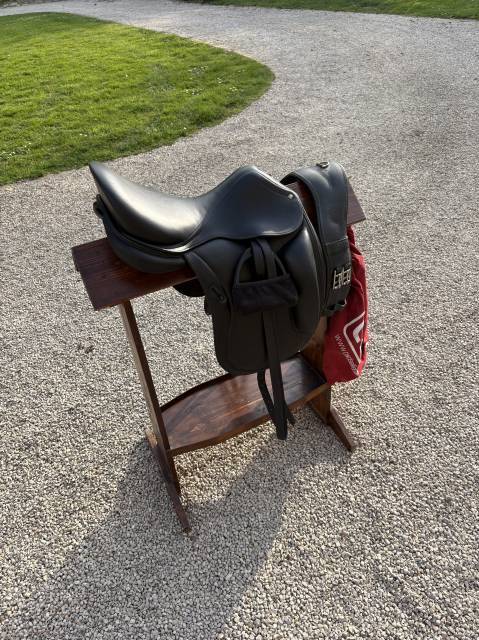 Sella da dressage CWD  17" - 2011
