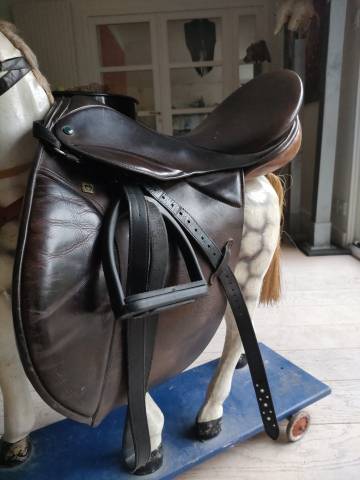 Sella da dressage Stubben  17.5" - 2020