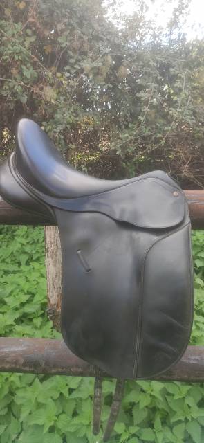 Sella da dressage Bates  17.5" - 2005