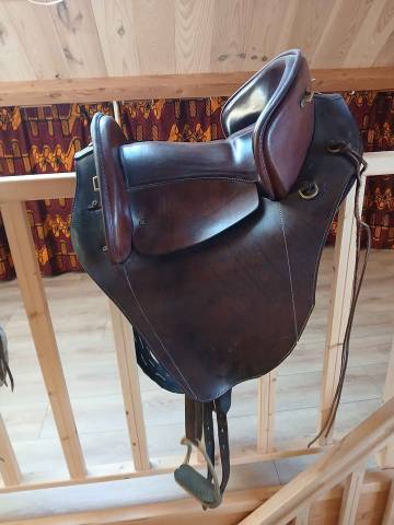 Altra sella TH Cuir ERA 17" - 2015