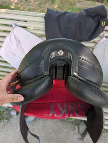 Sella da dressage Devoucoux  18" - 2020