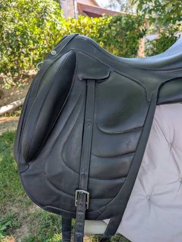 Sella da dressage Devoucoux  18" - 2020
