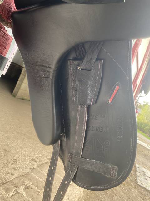 Sella da dressage Zaldi  16.5" - 2017