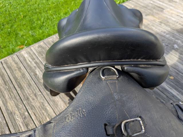 Sella da salto ostacoli Rebelle  16.5" - 2019