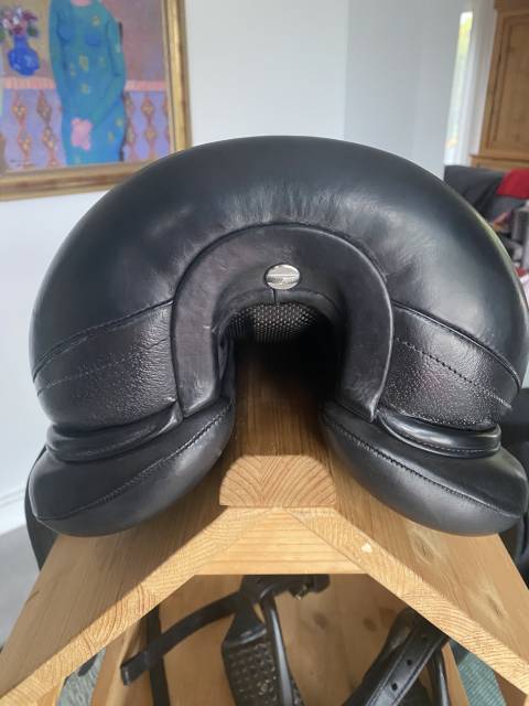 Sella da dressage Devoucoux  17.5" - 2022