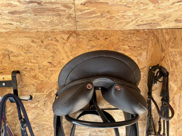 Sella mista Norton  17" - 2022