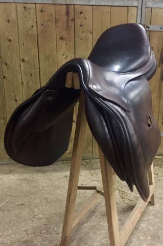 Sella da salto ostacoli Childeric FXL 17.5" - 2011