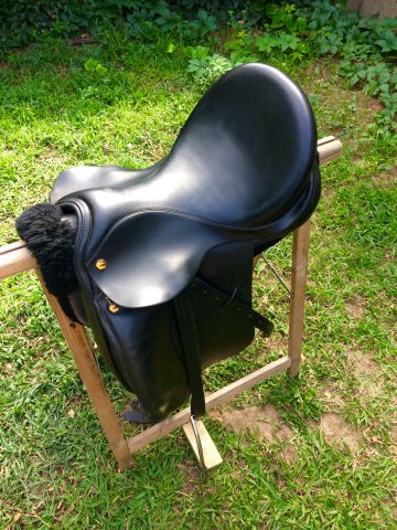 Sella da dressage Allures Saumur 17" - 2008