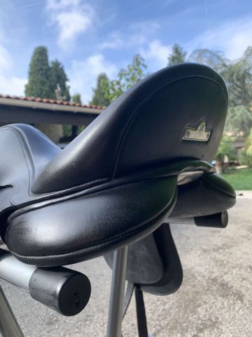 Sella da dressage Bates  17.5" - 2012