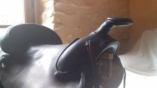 Sella western  MacPherson  18" - 1990