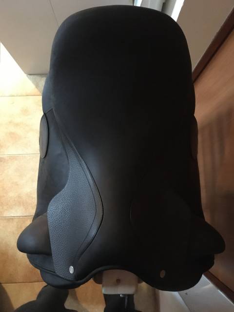Sella da dressage Antar&egrave;s Signature 17" - 2017