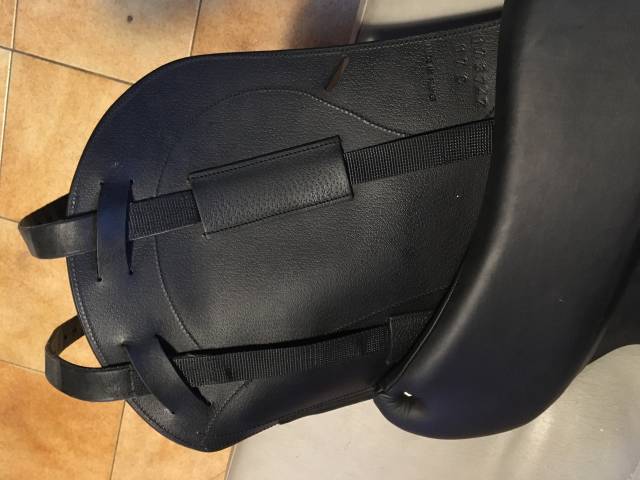 Sella da dressage Antar&egrave;s Signature 17" - 2017