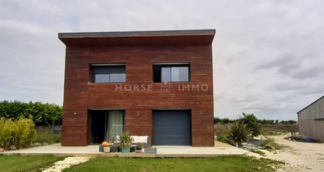 Proprietà equestre In vendita Charente-Maritime