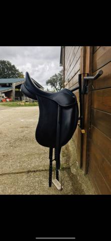 Sella da dressage Childeric  17.5" - 2017