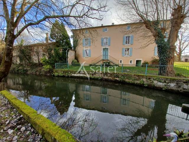 Proprietà rurale In vendita Charente