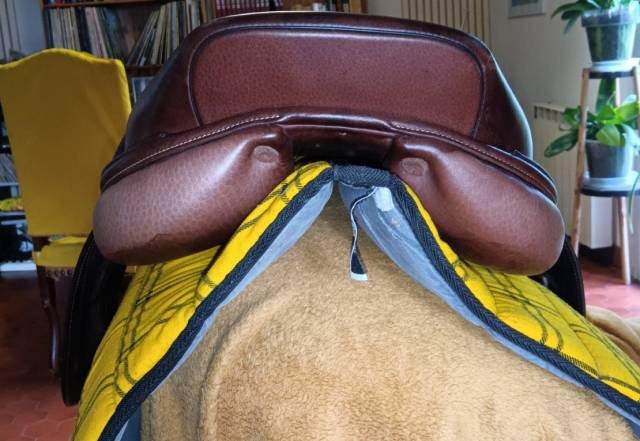 Sella da salto ostacoli Ikonic Jumping classic 17" - 2016