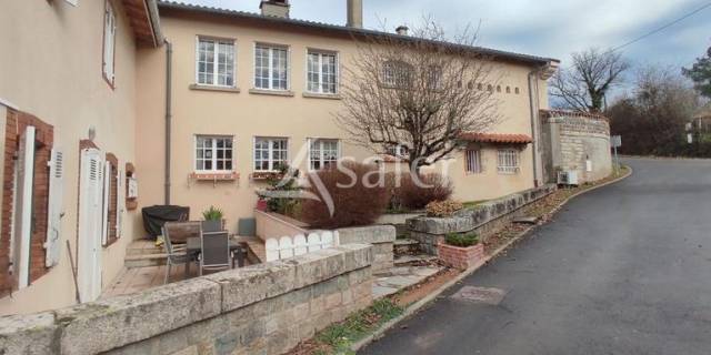 Proprietà equestre In vendita Puy-de-Dôme