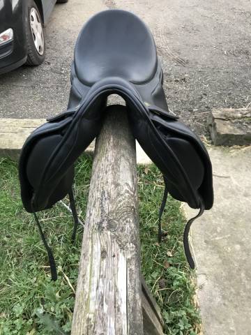 Sella da dressage  Hulsebos WB4 17.5" - 2022