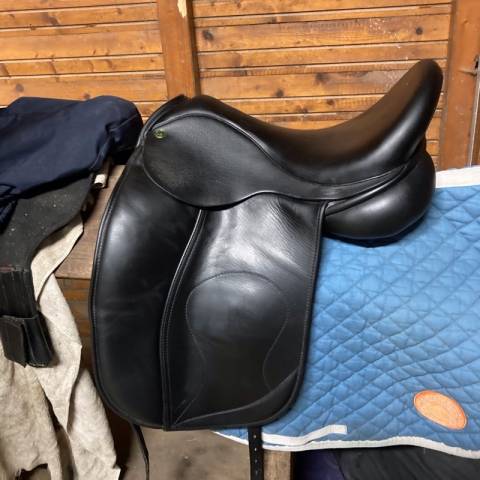 Sella da dressage  Hulsebos WB4 17.5" - 2022