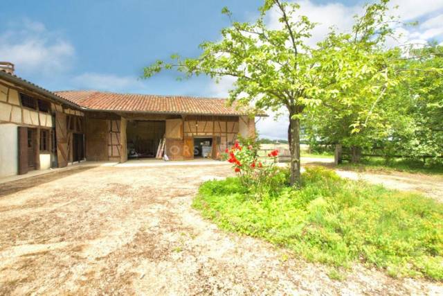Propriet&agrave; equestre In vendita Ain