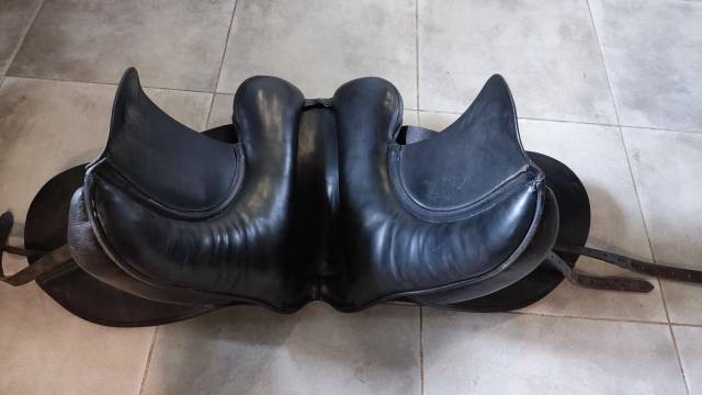 Sella da dressage Albion Original Comfort  17.5" - 2008