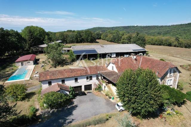 Proprietà equestre In vendita Dordogne