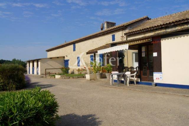Propriet&agrave; equestre In vendita Gironde