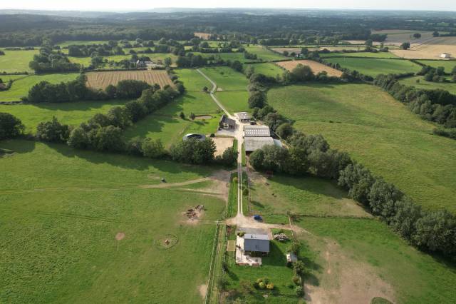Centro di stagione cavallo In vendita Calvados