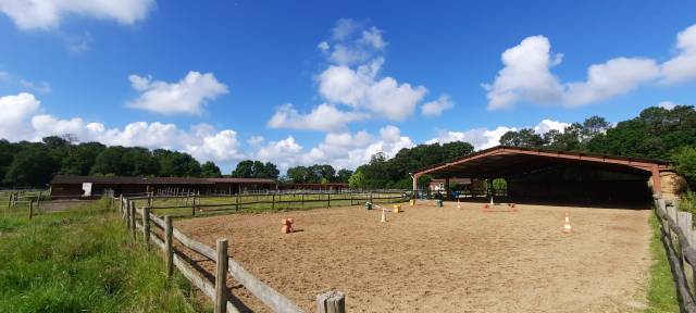 Proprietà di equiturismo In vendita Charente-Maritime